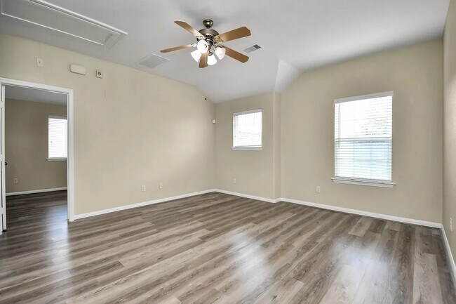 Building Photo - 6315 Bain Dr