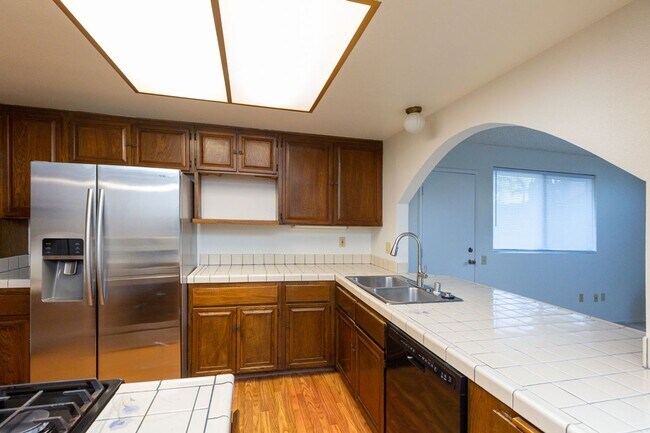 Building Photo - Single Story 3 Bed 2 Bath Home in Poway- Silverset Park