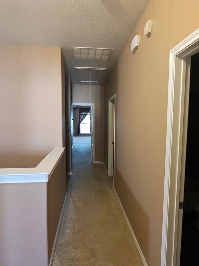 Building Photo - 6072 Pisa Ln