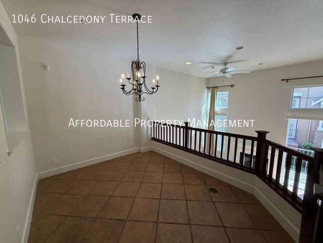 Building Photo - 1046 Chalcedony Terrace