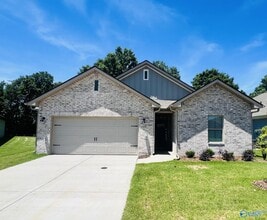 Building Photo - 15573 Ruthie Lynn Dr