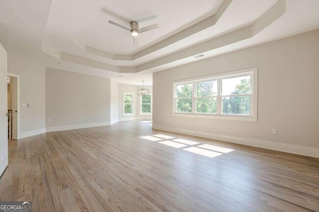 Building Photo - 2555 Chattahoochee Ln