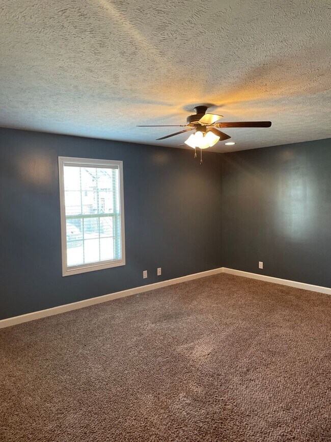 Building Photo - 1046 Christian James Ct