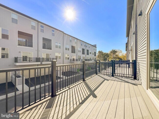 Building Photo - 2176 Glacier Rd