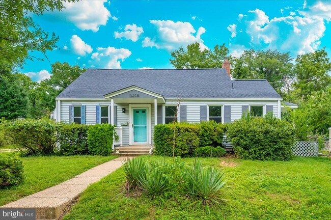 Building Photo - 13205 Okinawa Ave