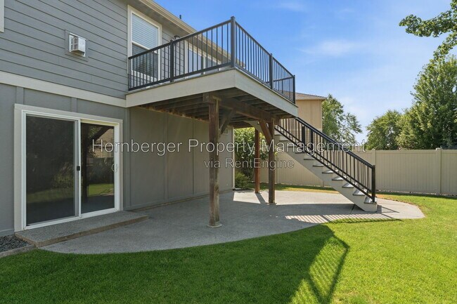 Building Photo - 17415 E Shamrock Ct