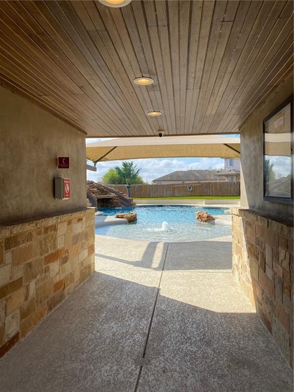 Building Photo - 124 Hollis Ln