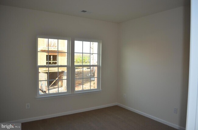 Building Photo - 24598 Johnson Oak Terrace