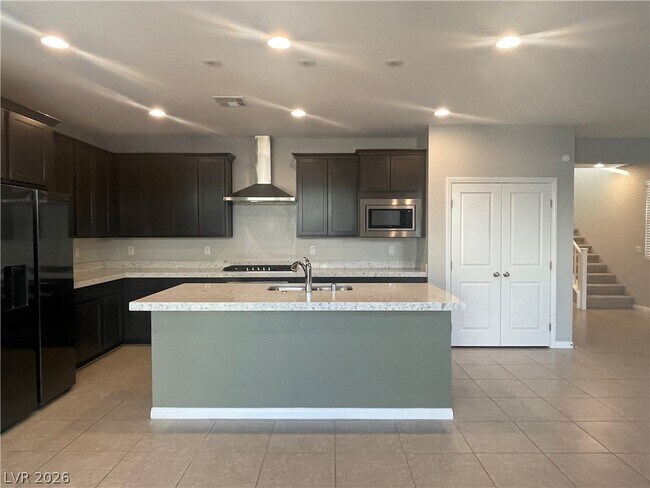 Building Photo - 4749 Prizewinner St