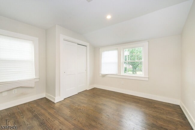 Building Photo - 266 Elmwood Ave