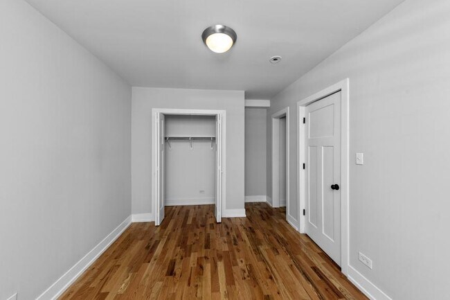 Building Photo - 1 bedroom in Chicago IL 60614