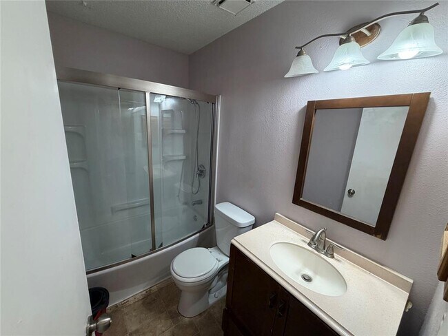 Building Photo - 16821 Whitebrush Loop