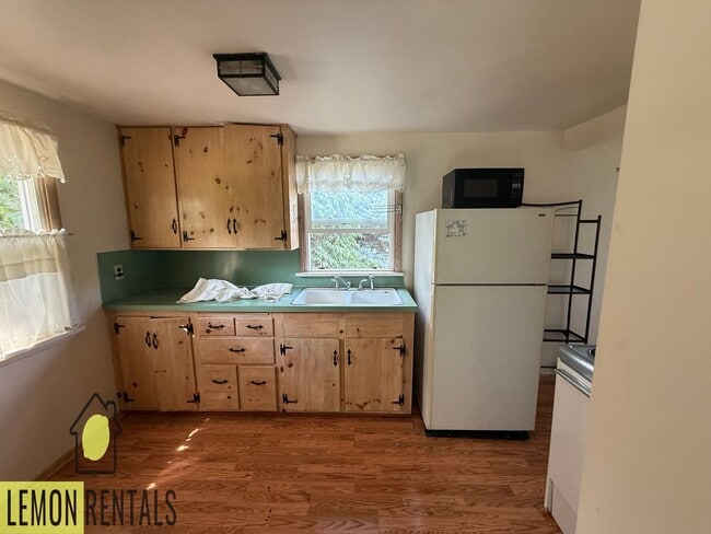 Building Photo - Lemon Rentals, 1bd, 1bath