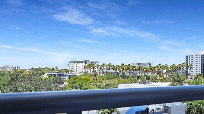 Building Photo - 3031 N Ocean Blvd