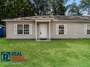 Building Photo - 3909 Tates Mill Rd