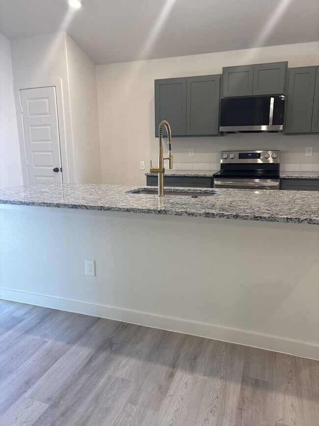 Building Photo - Prime Location! New Home Near Ridgewood Elementary | Alcove Middle School & Minutes to Marsha Sharp!