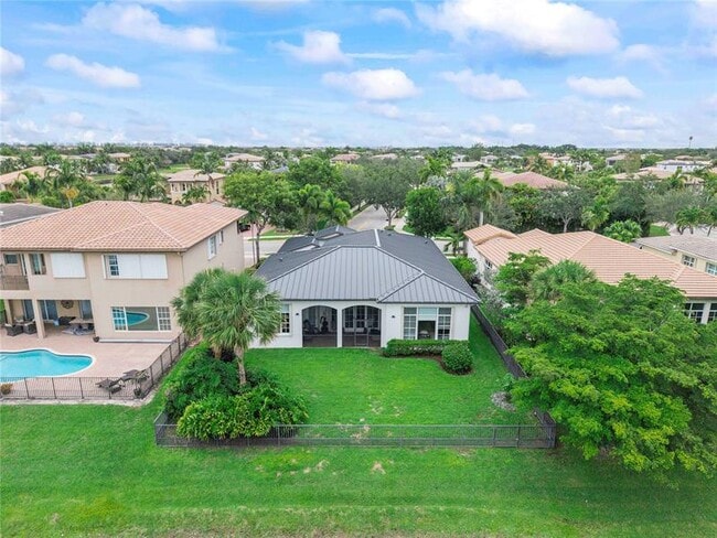 Building Photo - 10980 NW 78th Pl