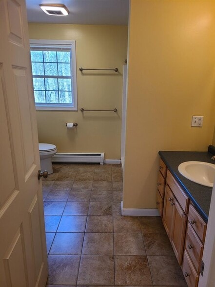 Building Photo - 354 Weirs Rd