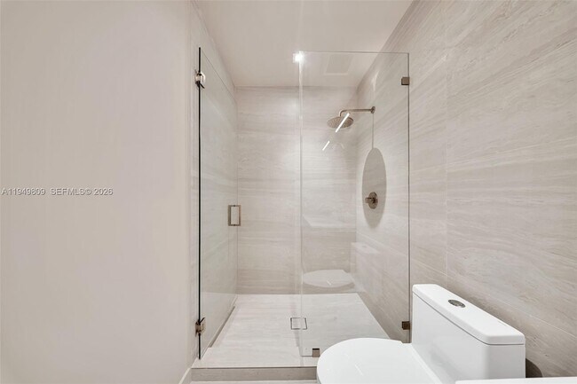 Building Photo - 2625 SW 32nd Ct