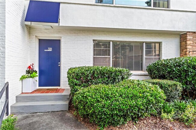 Building Photo - 2250 Cheshire Bridge Rd NE