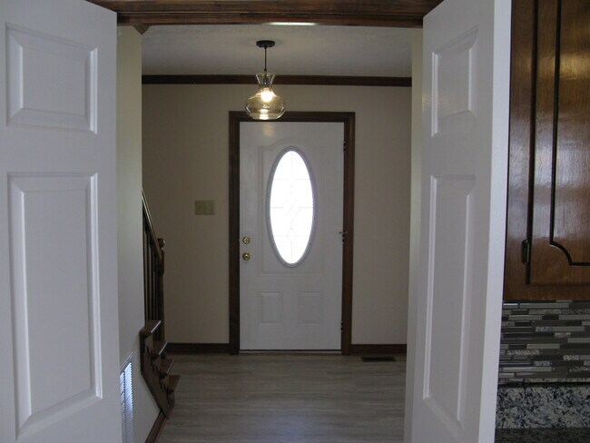 Building Photo - 7163 Plum Grove Ct