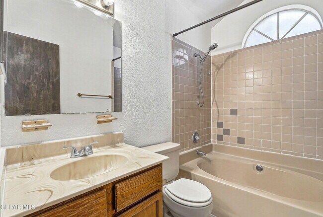 Building Photo - 10902 Yogi Berra Cir