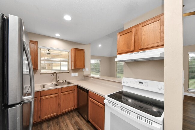 Building Photo - 1163 Lovett St