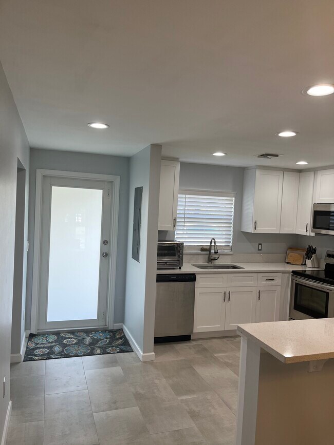 Front door - 401 SW Natura Ave