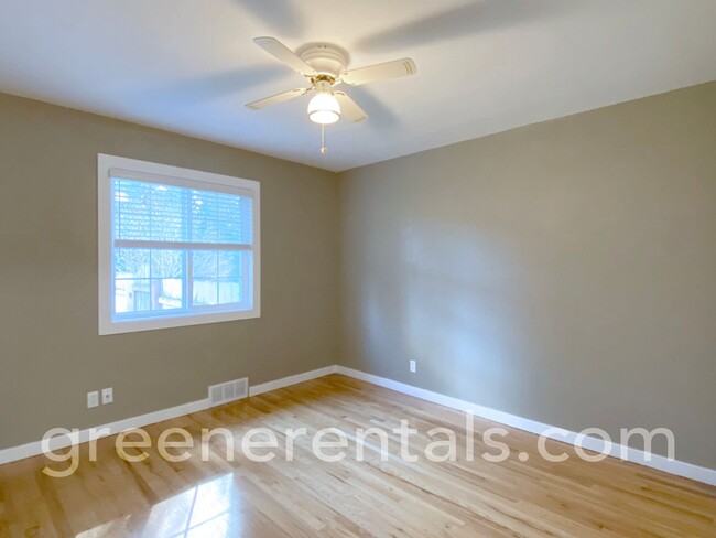 Building Photo - Beautifully Remodeled 2BD/1BA Duplex in Ol...