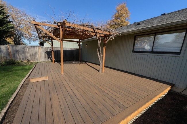 Building Photo - 3989 Josh St