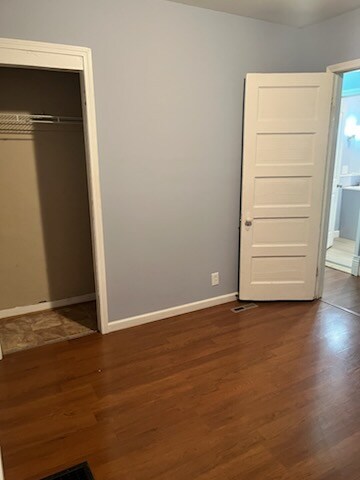 Building Photo - 137 Lockwood Ave