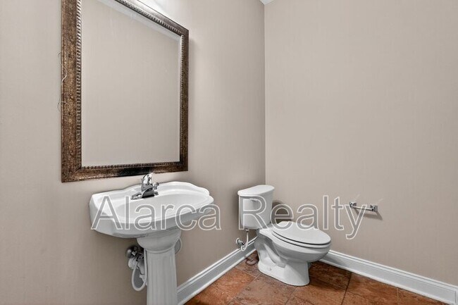 Building Photo - 1454 Bedlington Dr NW