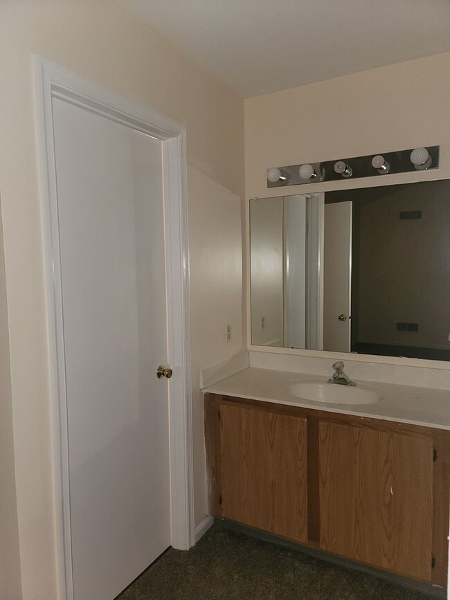 Building Photo - COMING SOON - BEAR AREA TOWNHOUSE