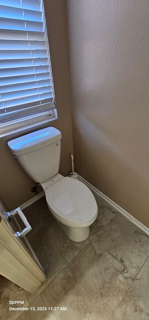 Building Photo - 4S RANCH / SAN DIEGO - Nice 3 Bedroom / 2.5 Bath House  AVAILABLE NOW!!