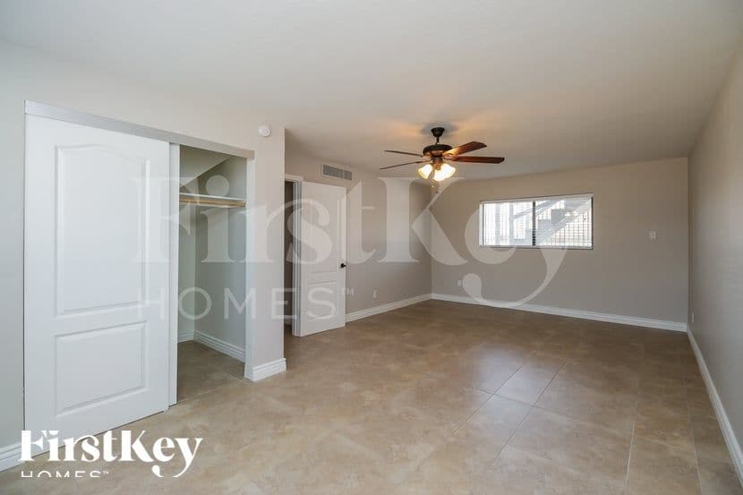 Building Photo - 4359 E Lynne Ln