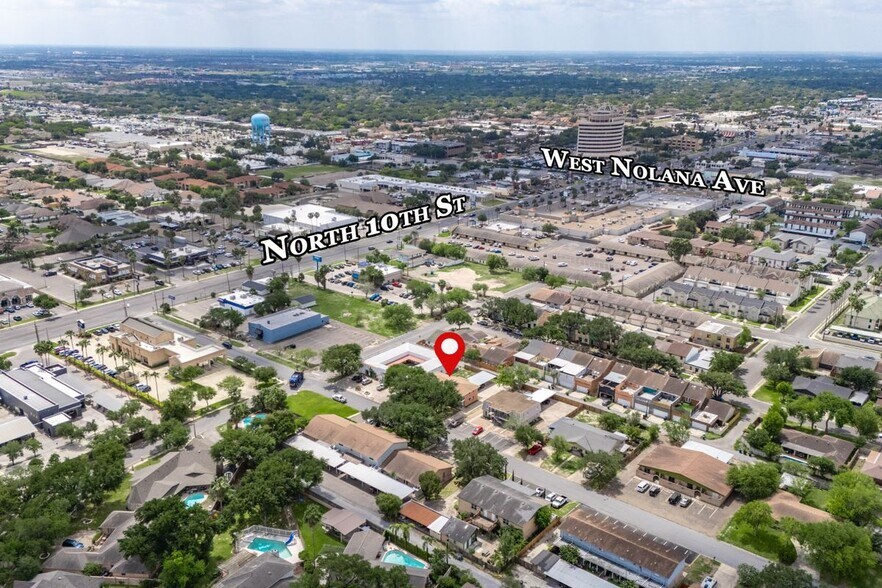 Building Photo - 1107 Shasta Ave W