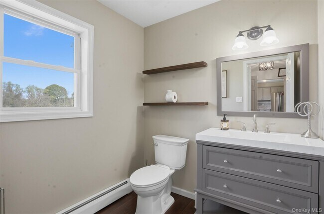 Building Photo - 34 Rombout Rd