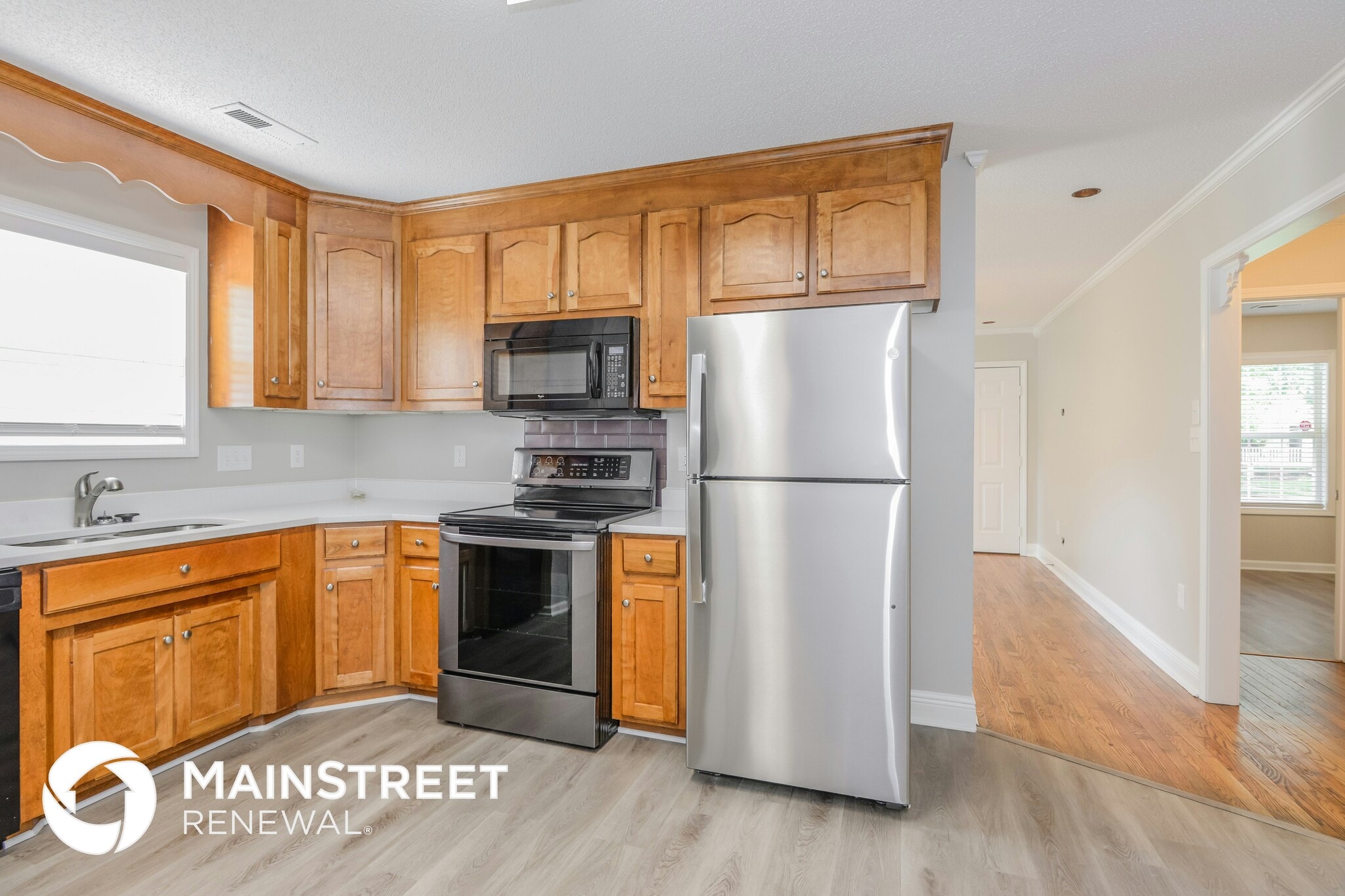 Building Photo - 146 Pratt St