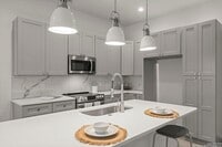 Building Photo - 1002 Morningside Dr
