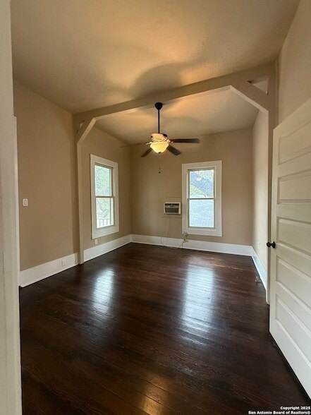 Building Photo - 210 Eleanor Ave