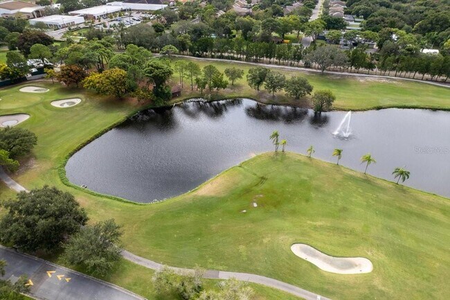 Building Photo - 900 Cove Cay Dr