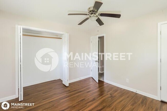 Building Photo - 1404 SW PEGGY CIRCLE, LEES SUMMIT, MO 64081