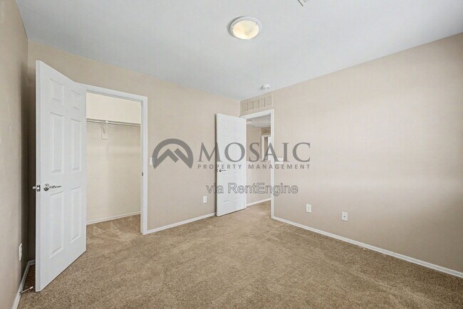 Building Photo - 8047 W Georgetown Way