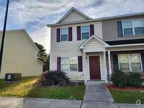 Building Photo - 3006 Banister Loop