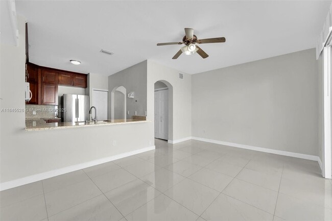 Building Photo - 4221 SW 157th Ave