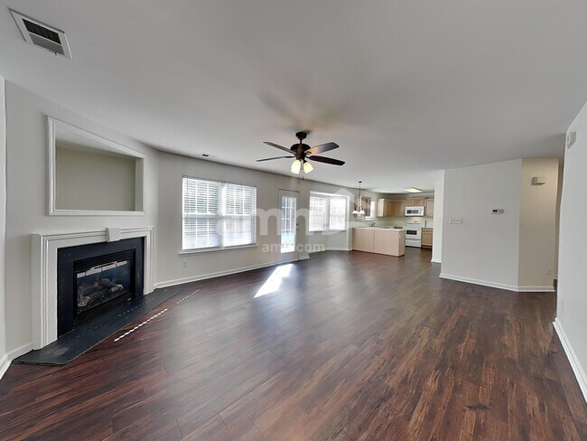 Building Photo - 126 Elrosa Rd