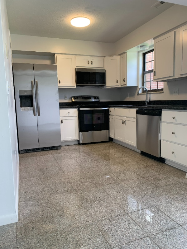 Building Photo - 720 Ohio Pike