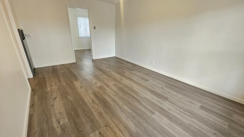 Building Photo - 1120 E Fairview Blvd