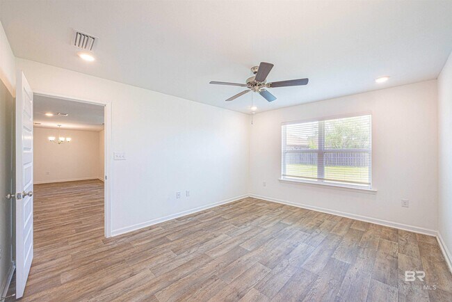 Building Photo - 23294 Shadowridge Dr