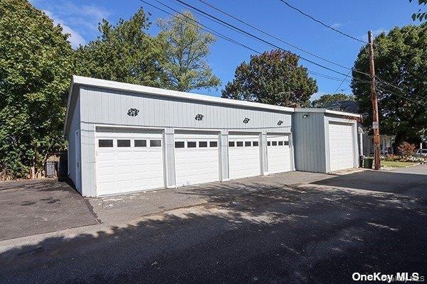 Building Photo - 156 Jefferson Ave
